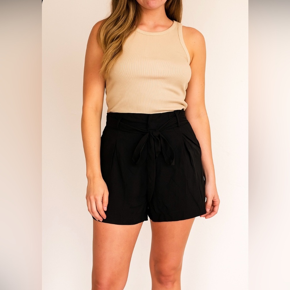 Jessica Simpson Women’s Ellown High Rise Black Casual Shorts Size Small